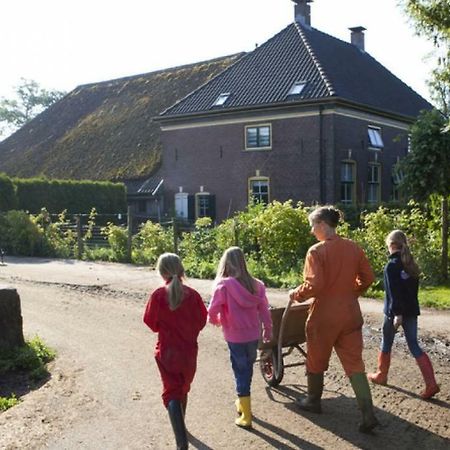 Hoeve De Pippert Hotel Ophemert Esterno foto